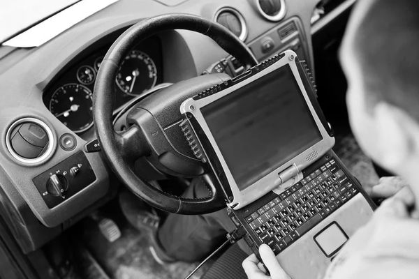 Fault Code Reading And Diagnostics Service