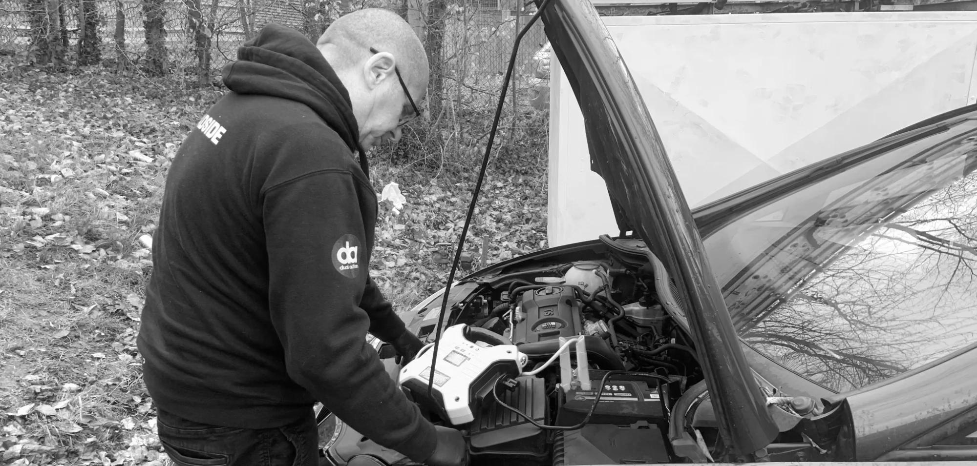 Flat Car Battery Jump Start Service Dual Action Roadside