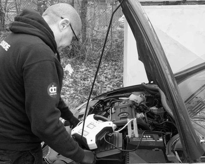 Flat Car Battery Jump Start Service Dual Action Roadside