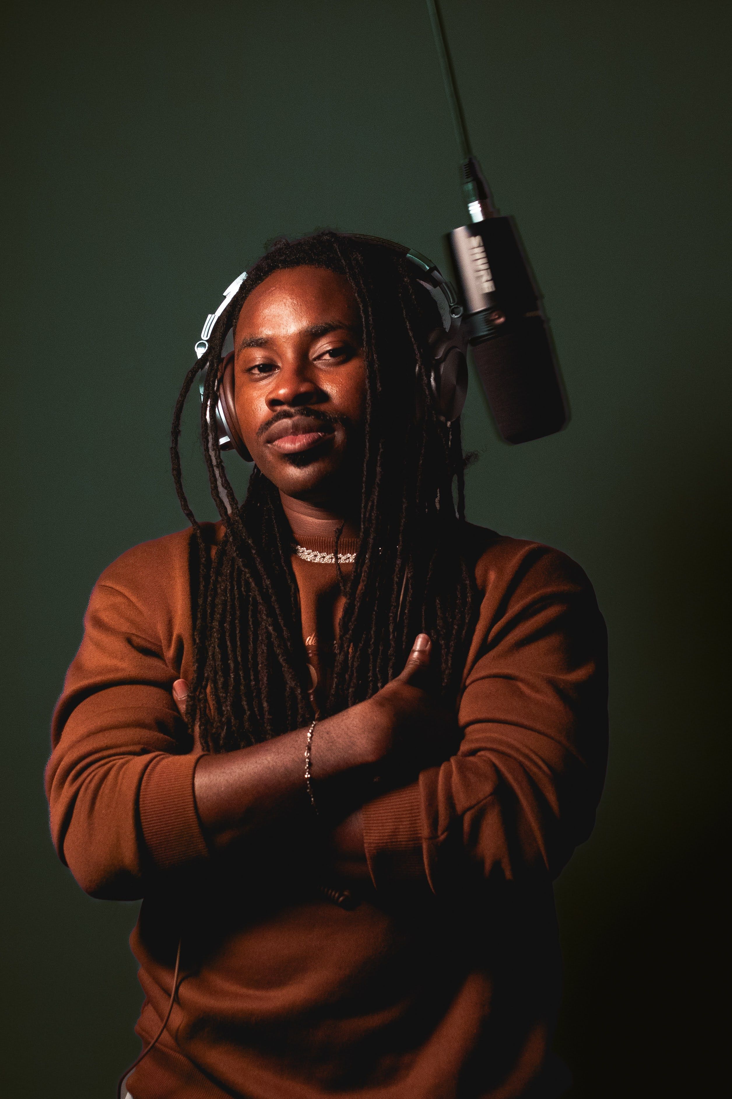 Promotional photo of Lydae Jurvel