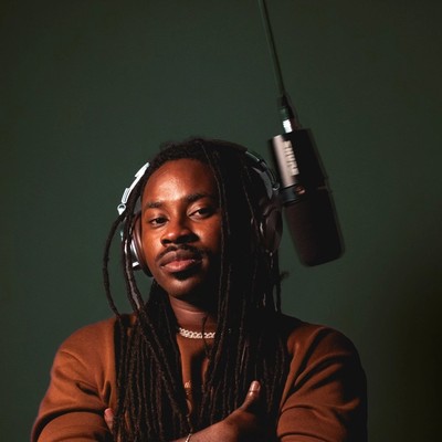 Promotional photo of Lydae Jurvel