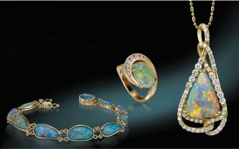 Parle_Blase-DeNatale-Jewelers_opals_October-birthstone_opal-ring_opal-bracelet_opal-necklace