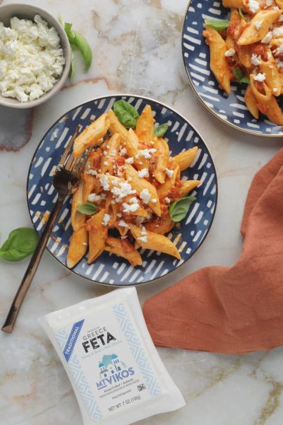 Red Pepper and Feta Spread Pasta