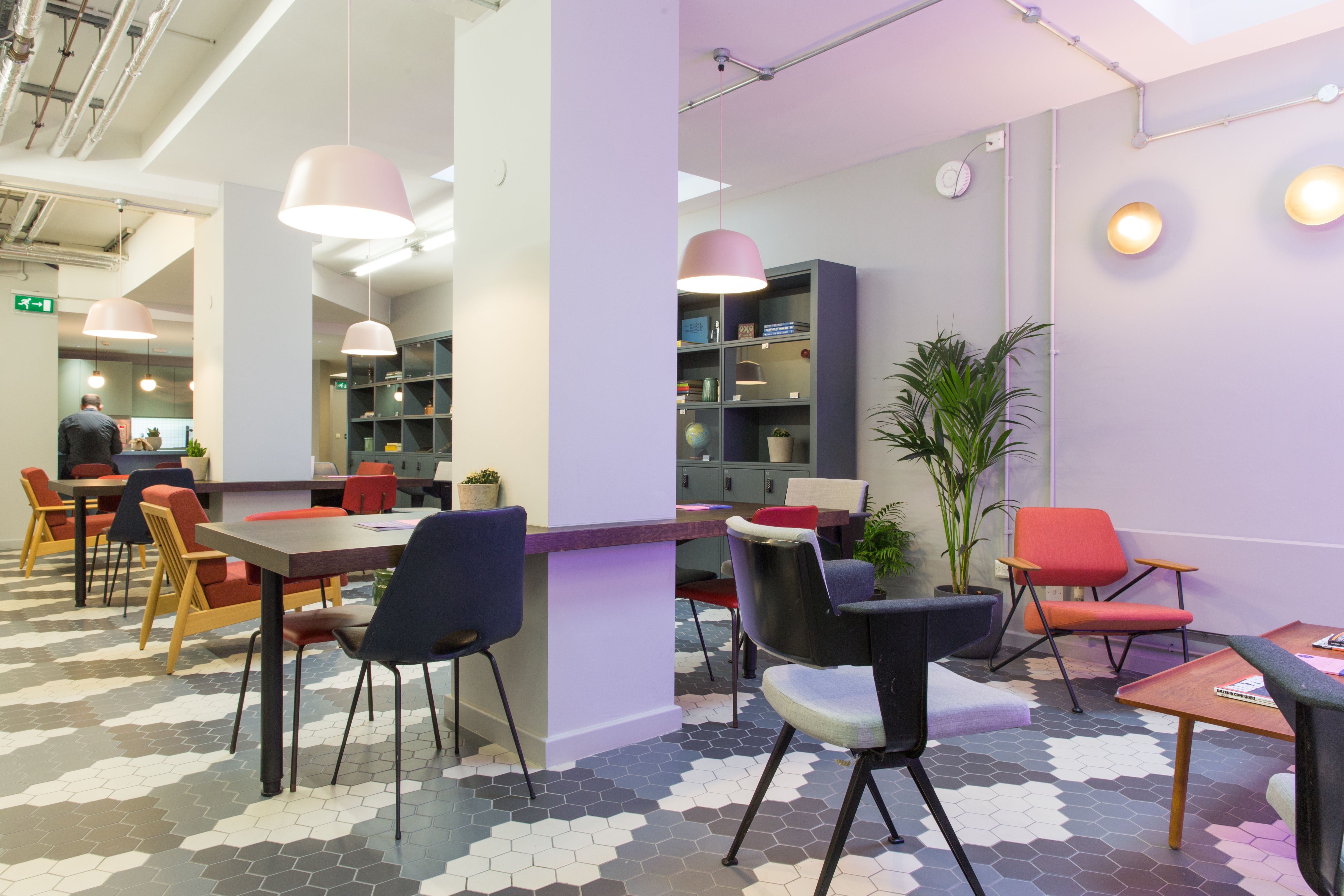 81 Rivington Street - Fora
