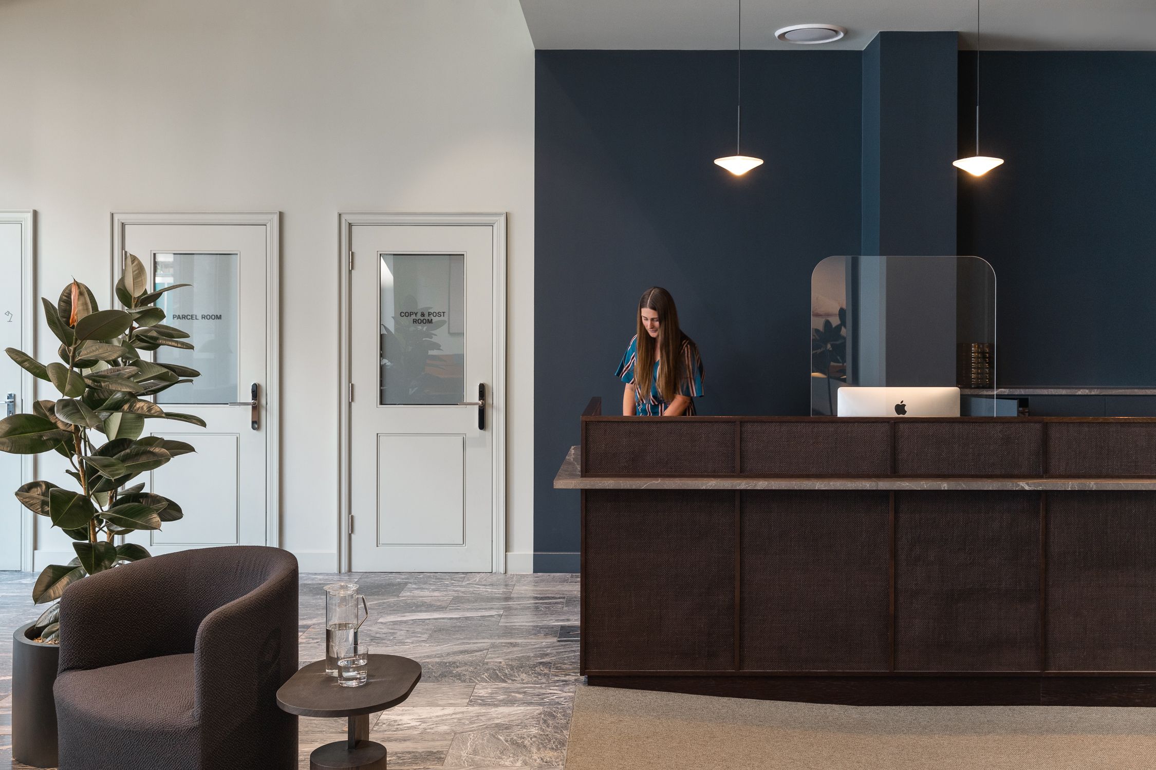7-8 Stratford Place - Fora