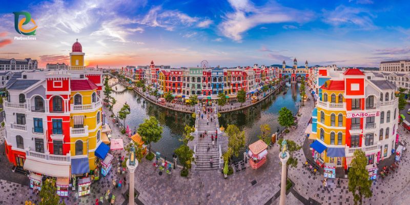 Colourful buildings beside the Grand World canal