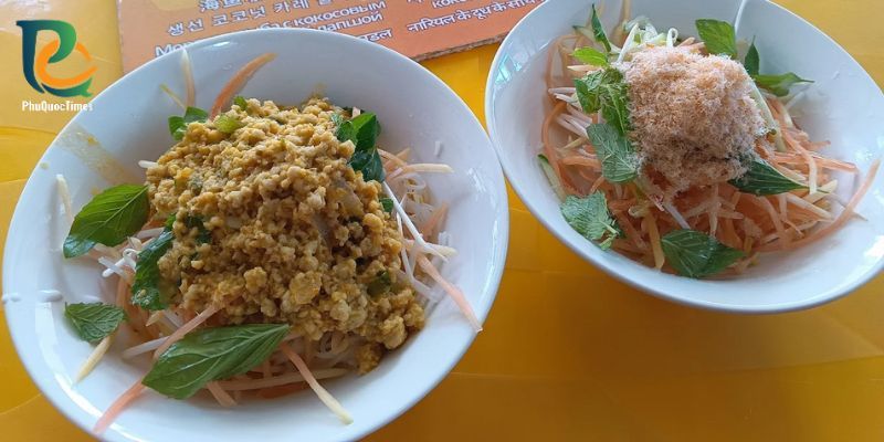Bún kèn with vegetables and a coconut-rich fish broth
