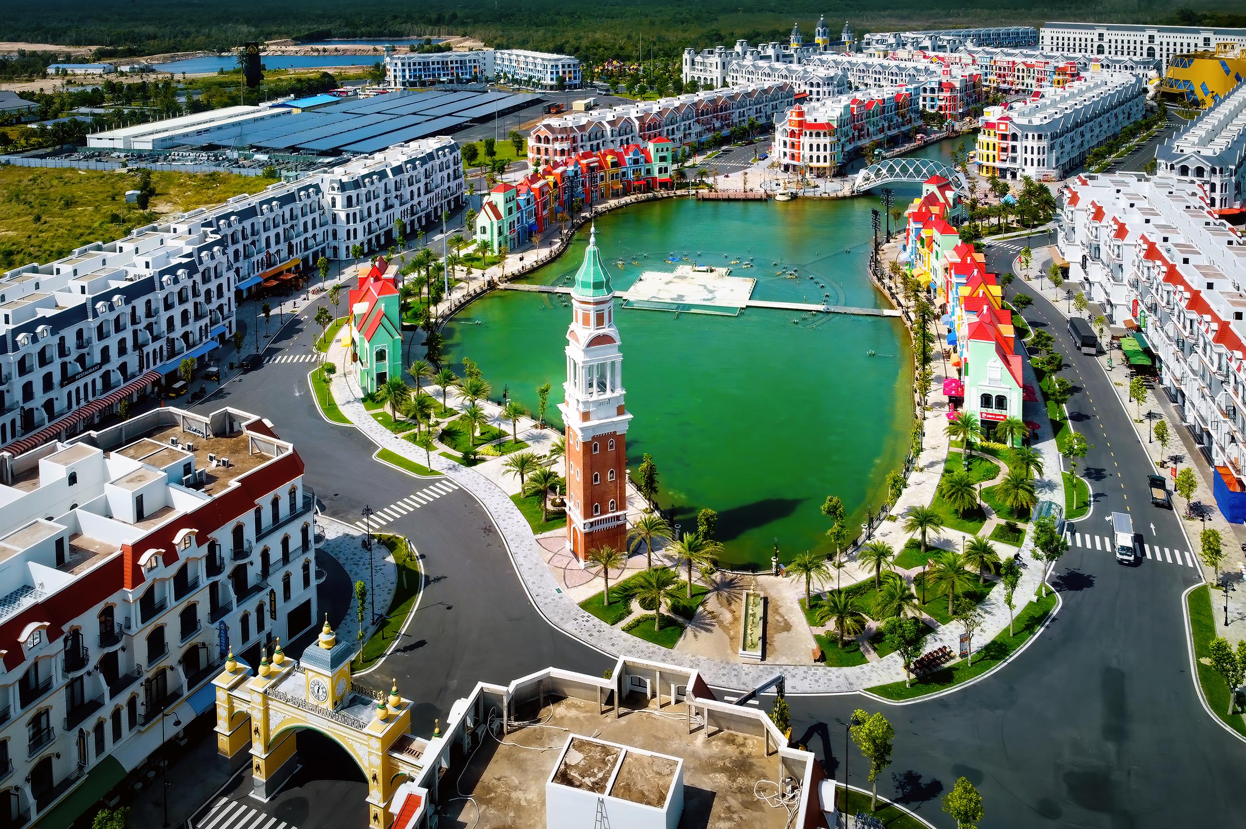 Canals and buildings in the Grand World district seen from above