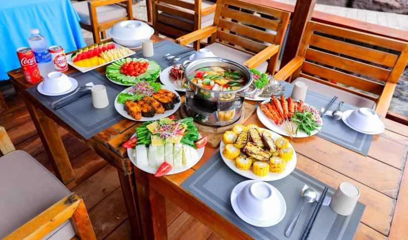 A prepared island meal with seafood, vegetables and fruit