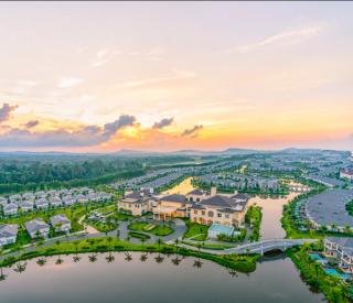 Villas and landscaped waterways in the Bai Dai resort district
