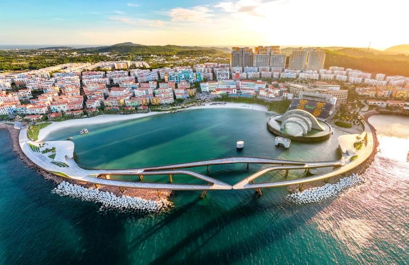Kiss Bridge and the waterfront at sunset