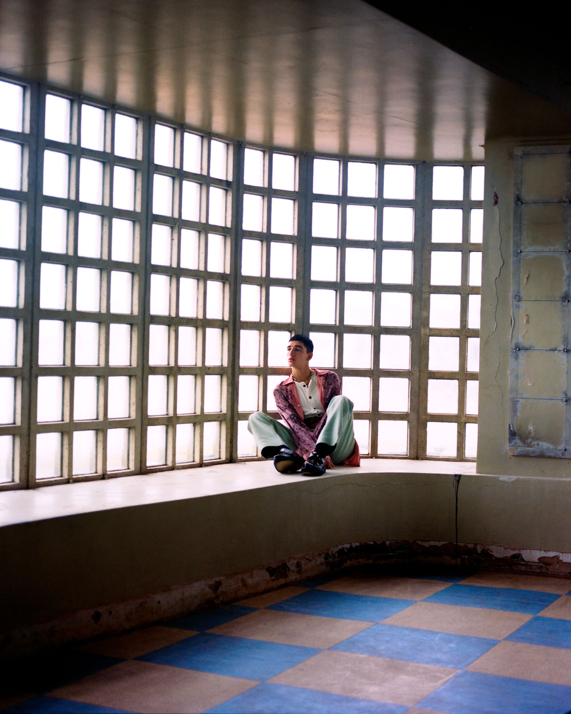 The Symmetry Issue 4