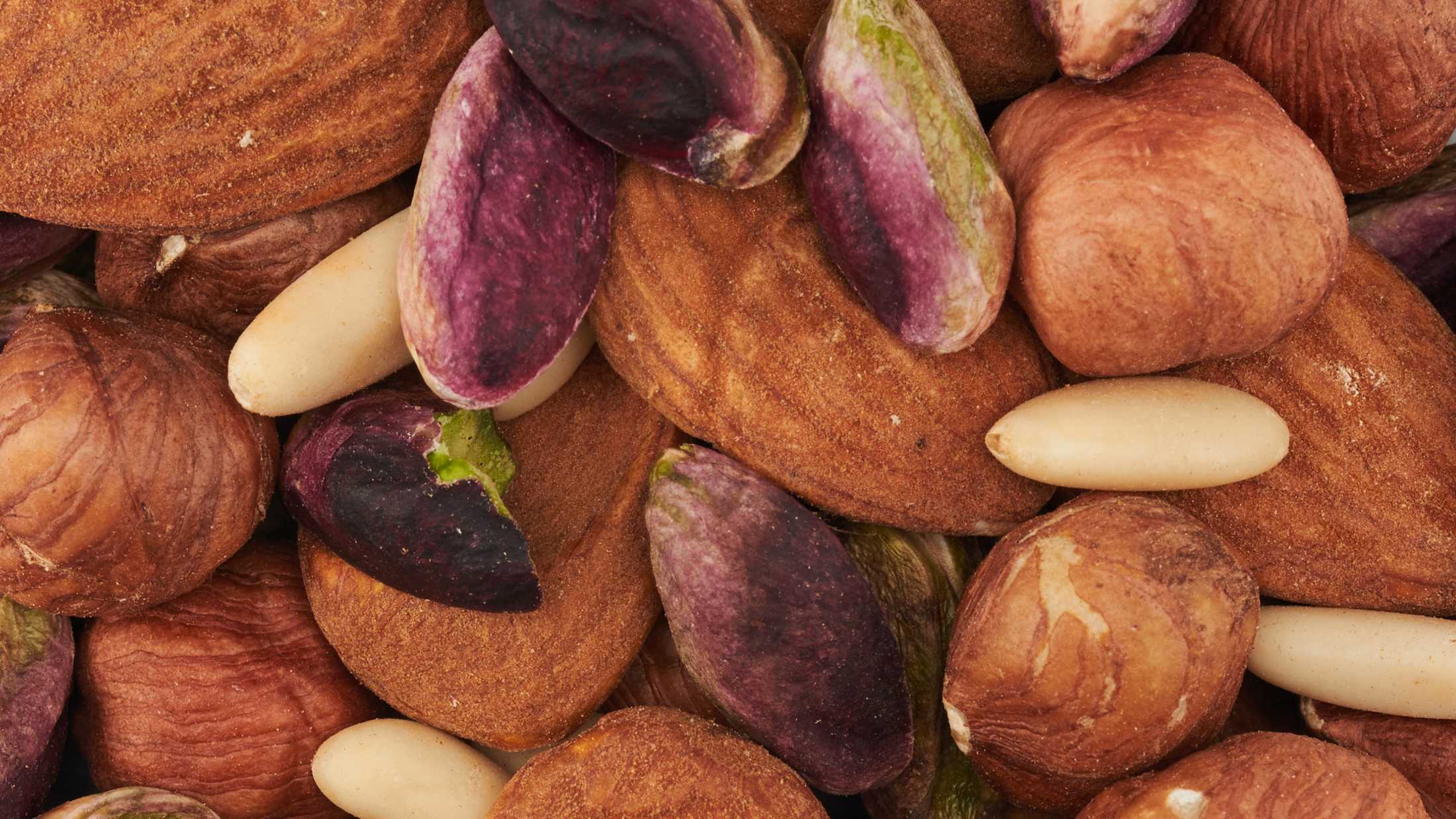 Snack di frutta secca: proprietà, benefici e ricette