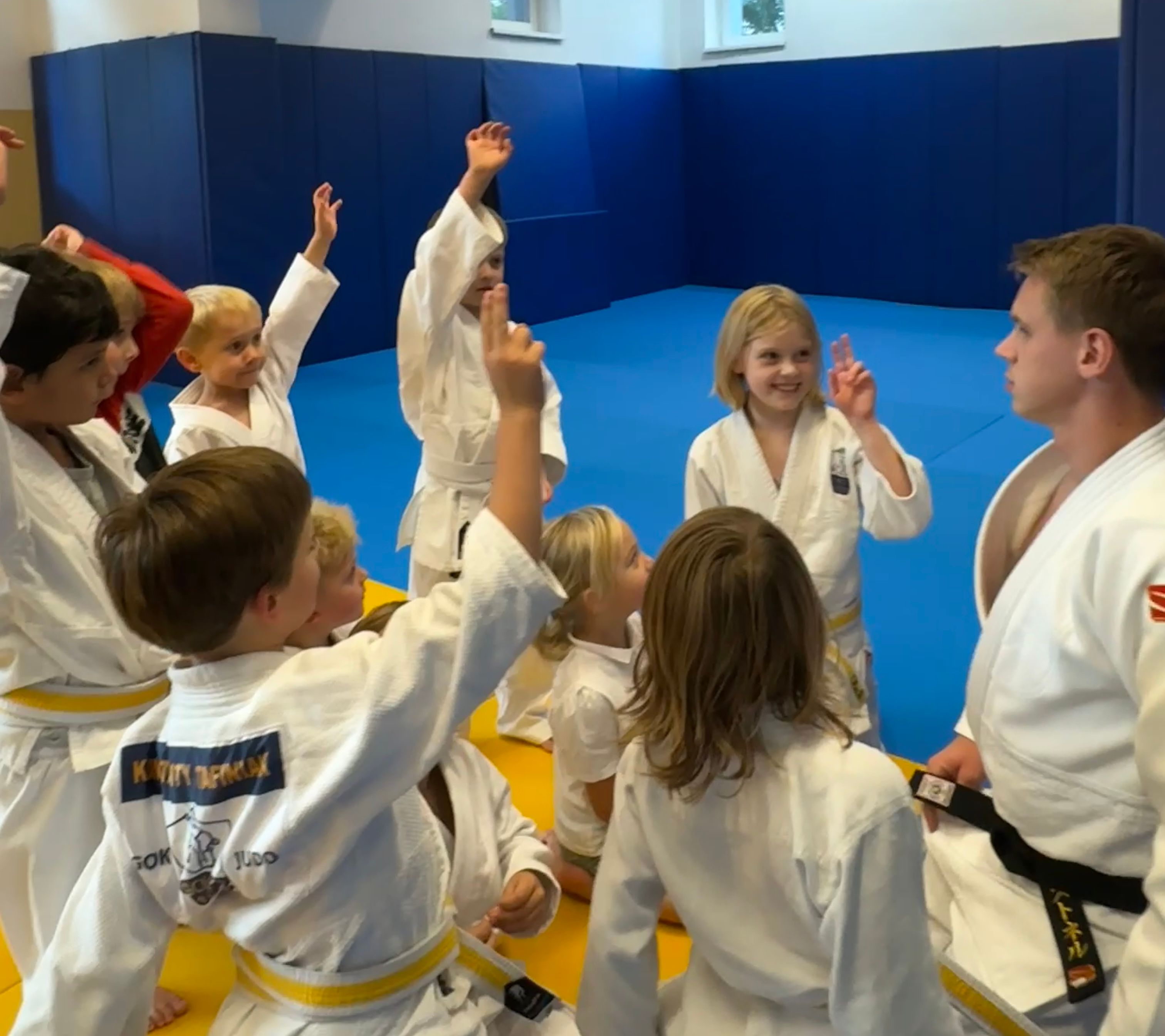 Mamo, nie mogę się skupić!” – Jak judo pomaga w koncentracji i nauce?