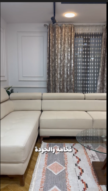 Villa Sita – Model L Sofa Showcase
