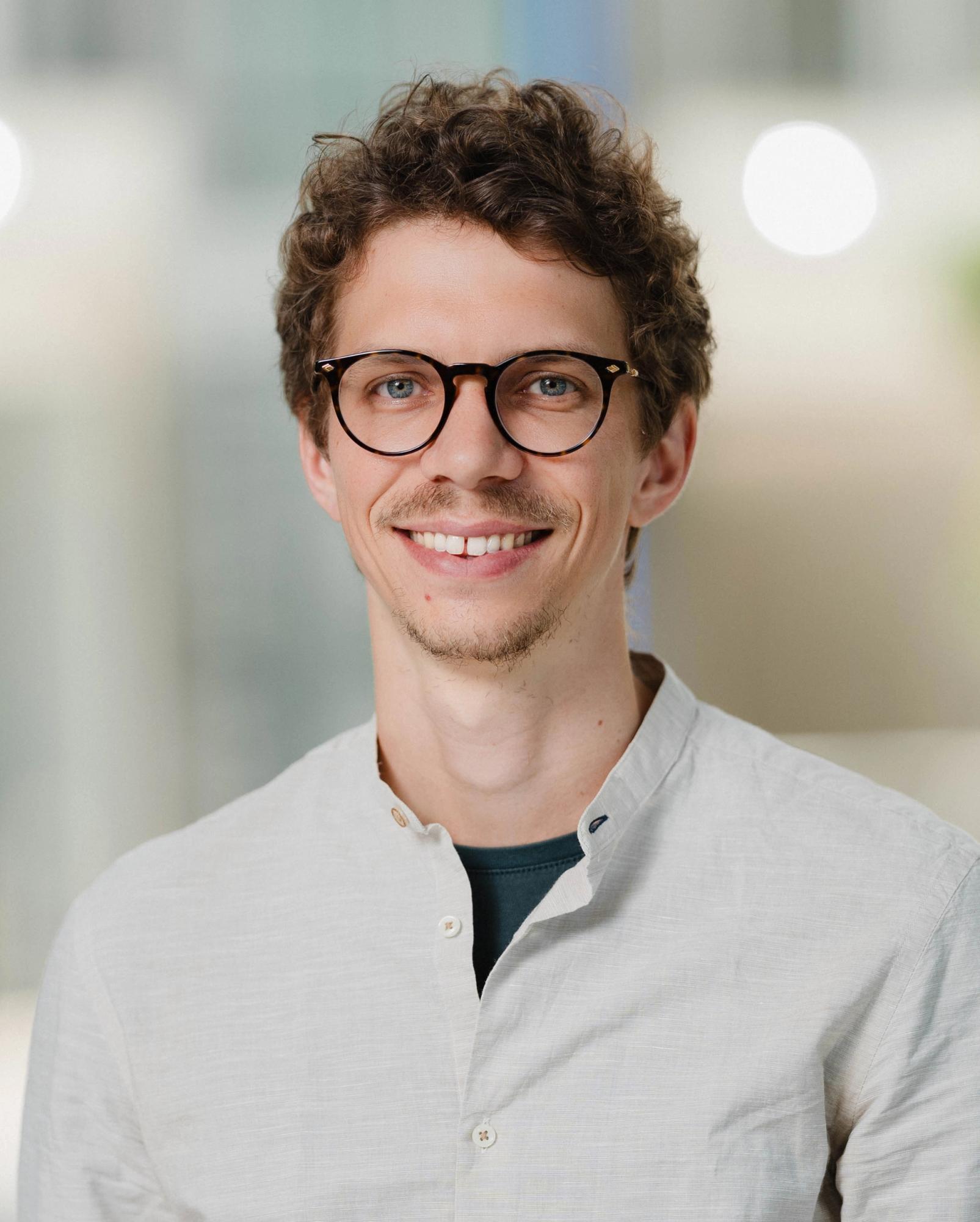 Image of Dr. Sebastian Rosenzweig