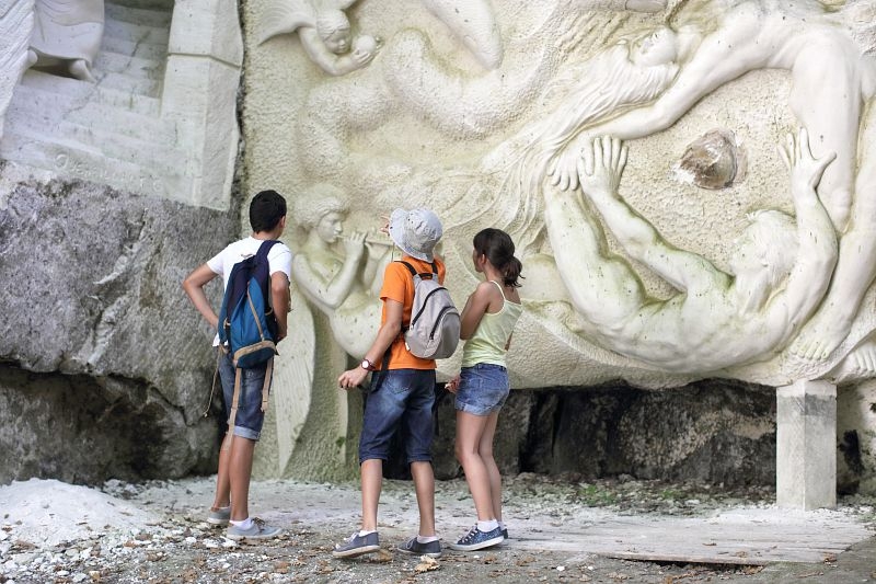 Les Lapidiales, Port-d'Envaux