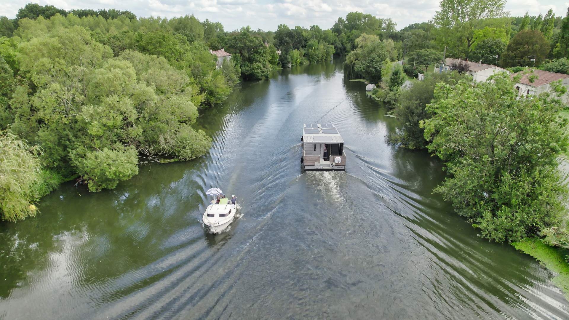 Tourisme fluvial sur la Sèvre Niortaise