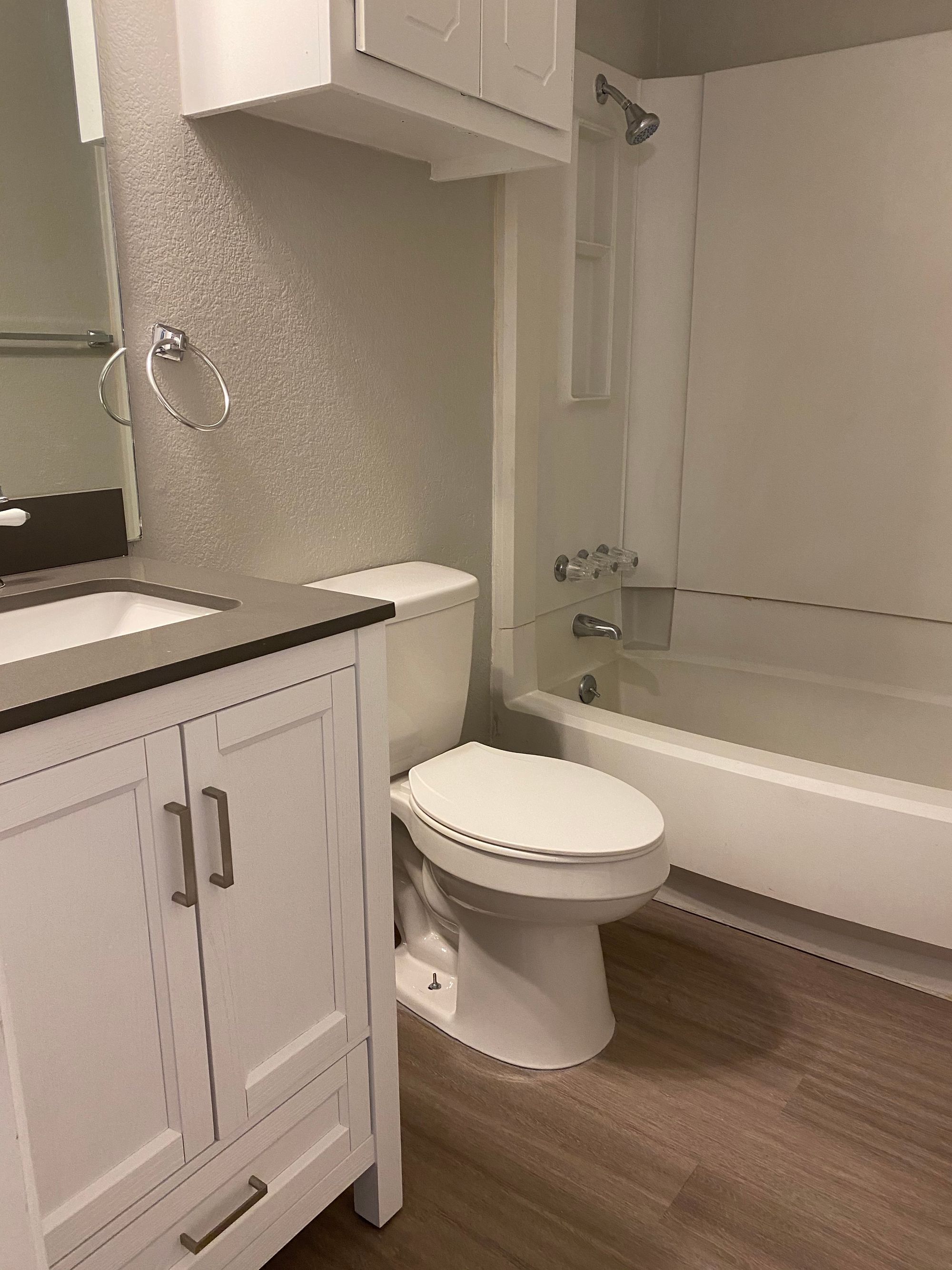 Devillage Oaks Apartments Victorville - l37vjfv