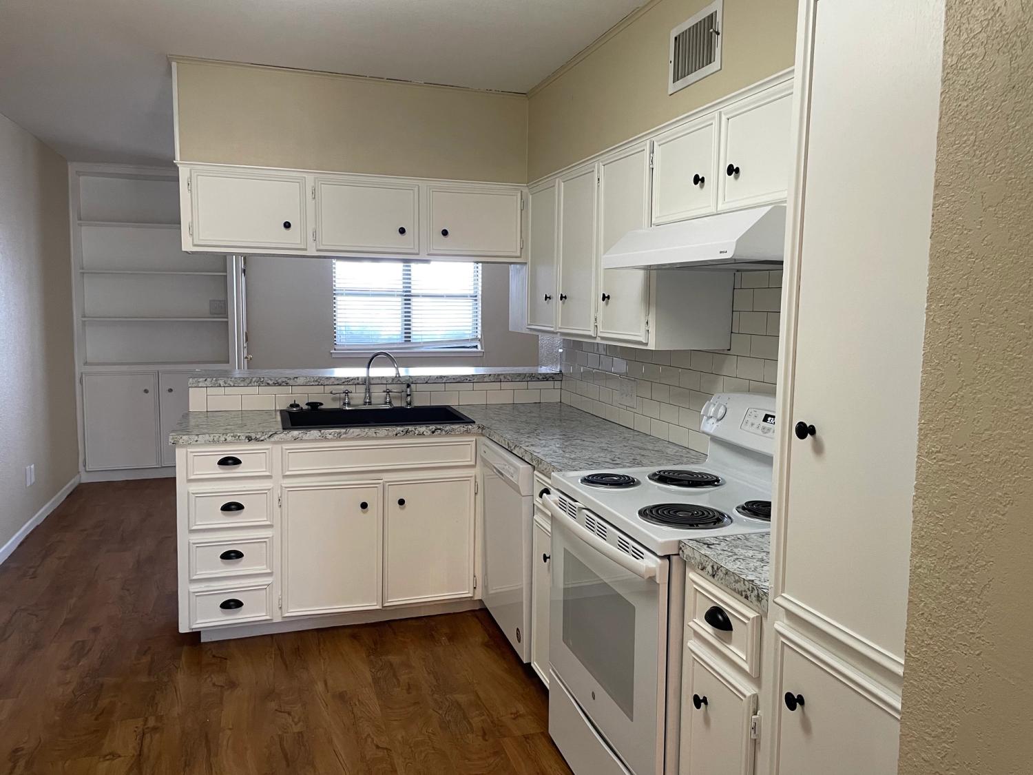 Hillcrest I Apartments, Abilene TX TaylorHill Properties