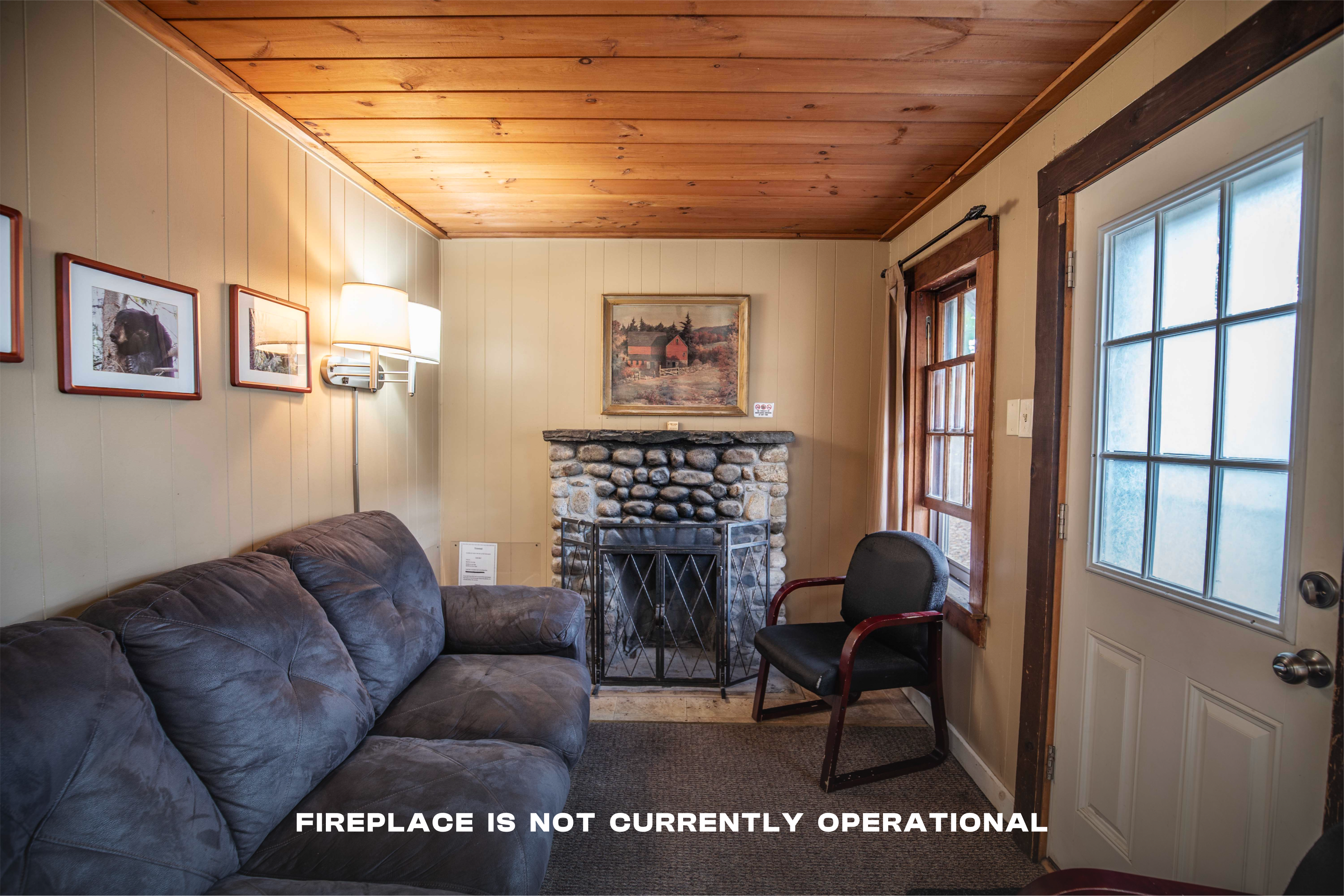  Tranquil cabin setting with direct access to the Pemigewasset River at The Bears Den. #SecludedCabin #LincolnNH #WhiteMountains #Lincolnnh #lincolnhotels