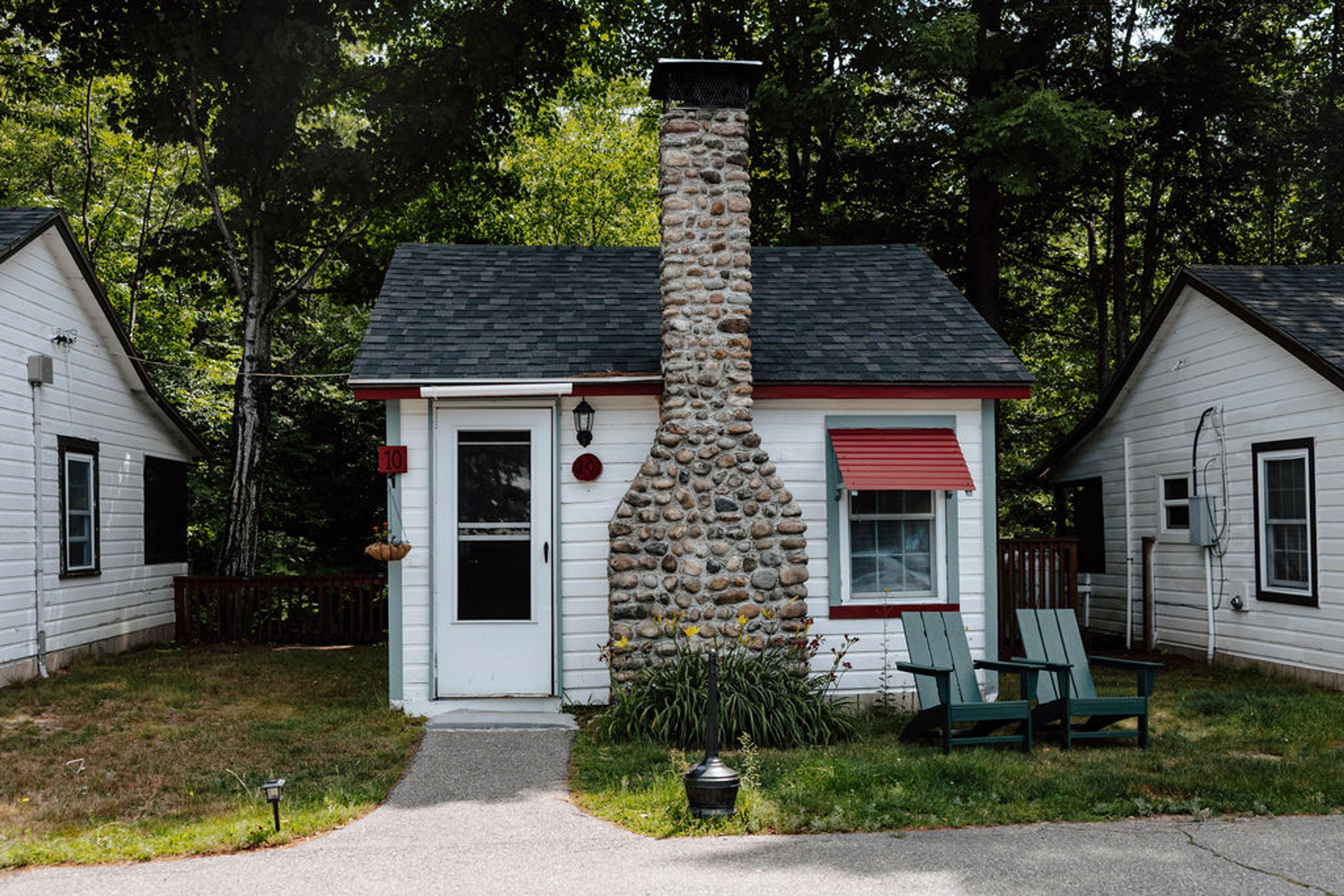 Cabin 10