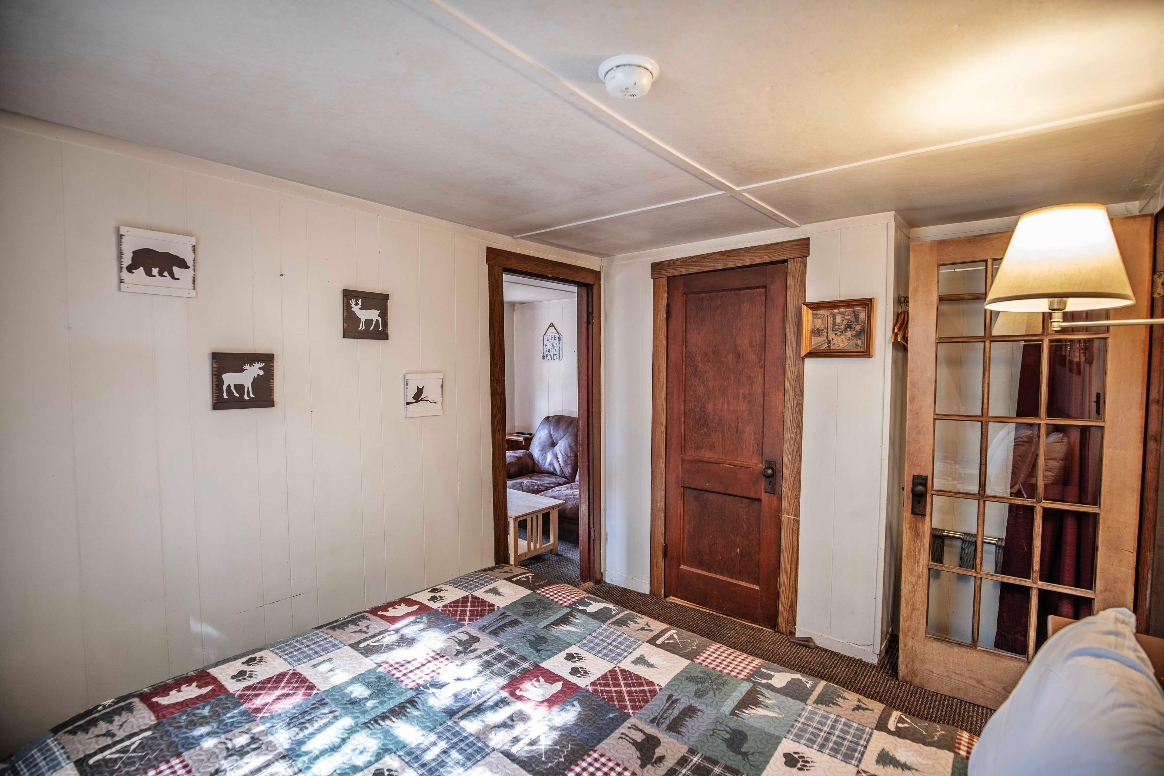 Cabin 7 - Falling Waters