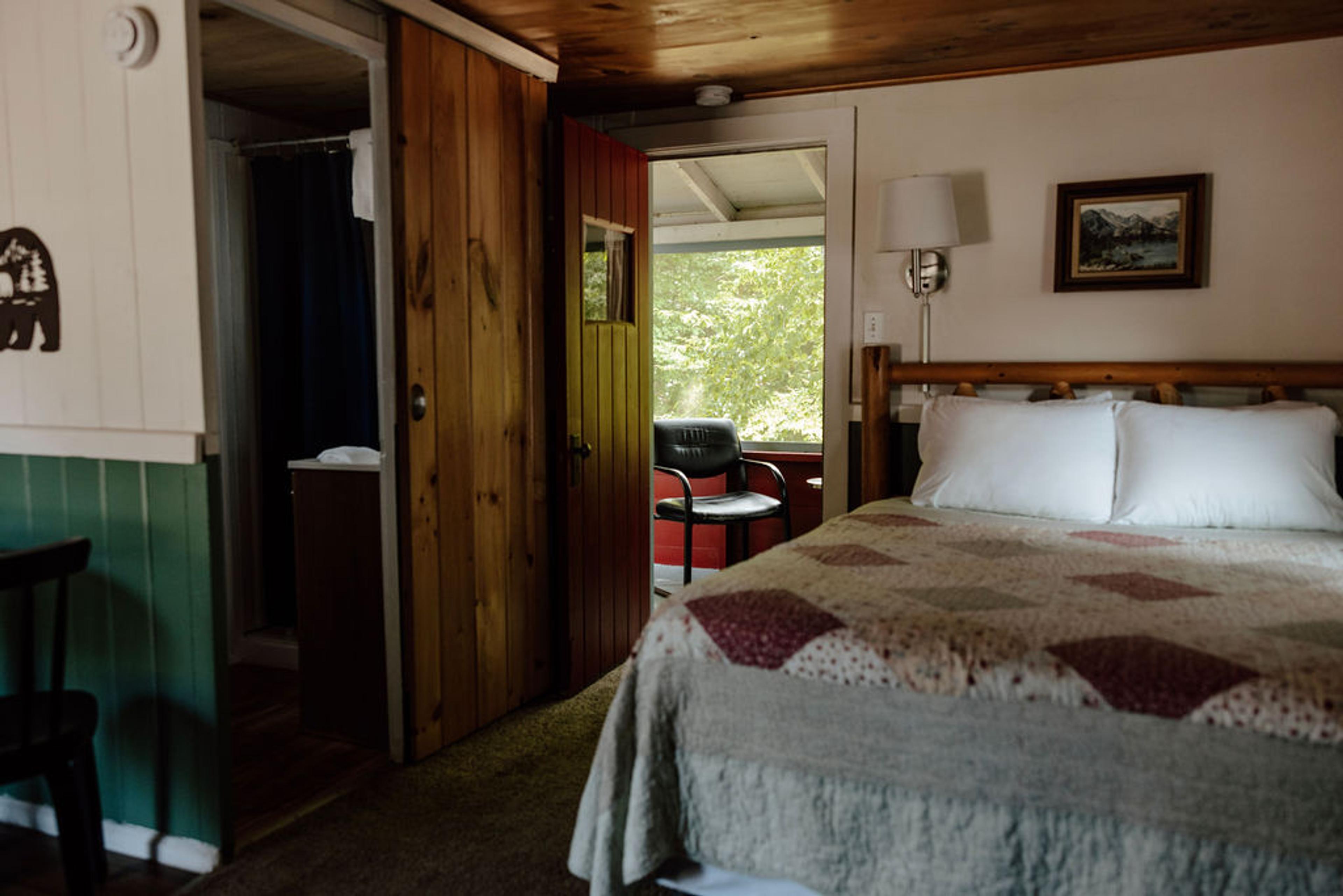 Cabin 10