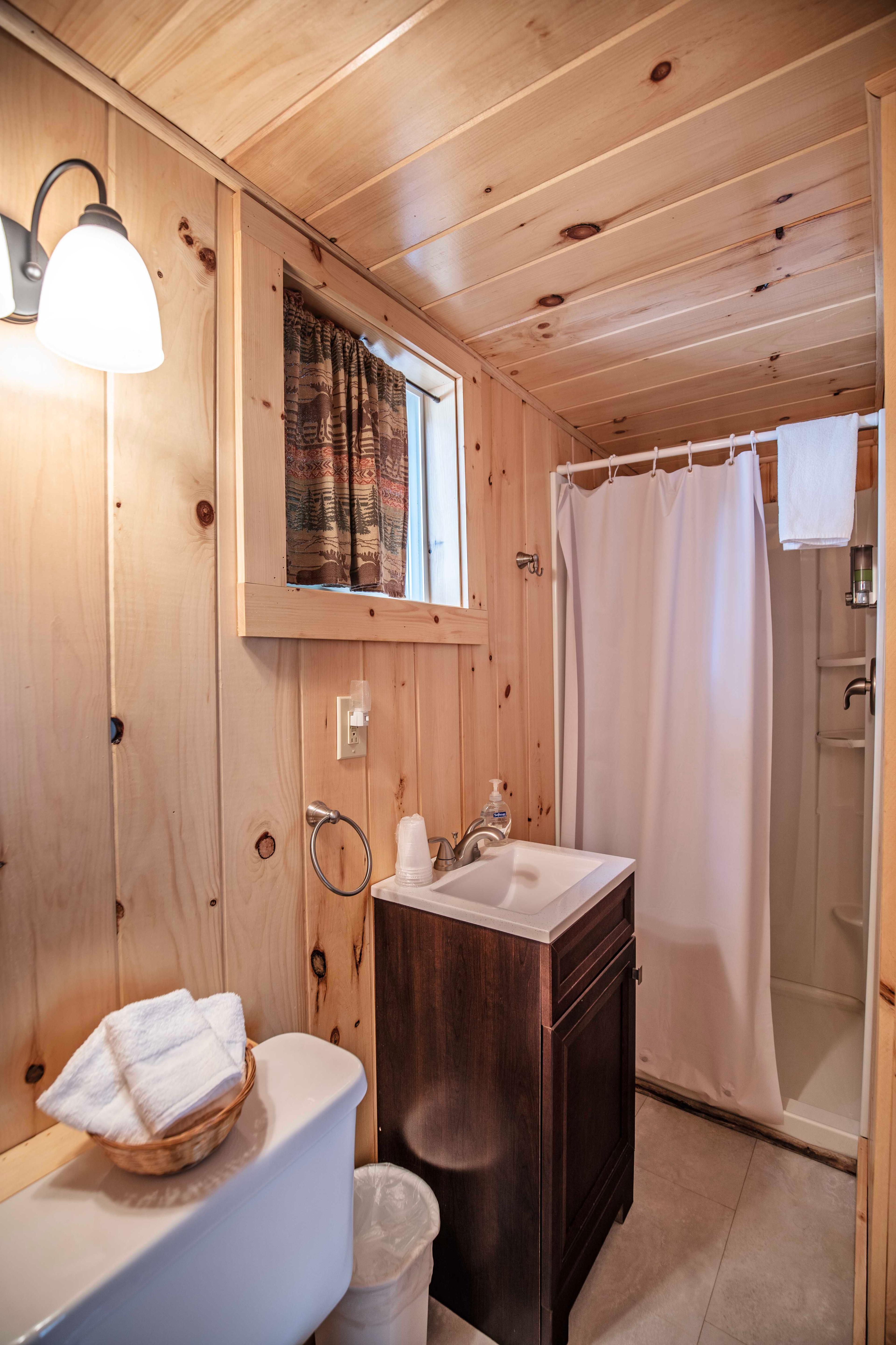 Full bathroom with stand-up shower conveniently off the bedroom in Falling Waters. #FullBathroom #HiddenGem #NatureBeauty #AdventureAwaits