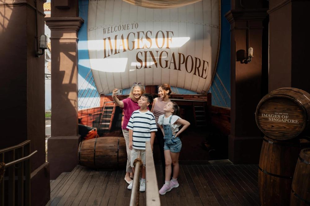 Madame Tussauds (MT) with Digiphoto + Snacks