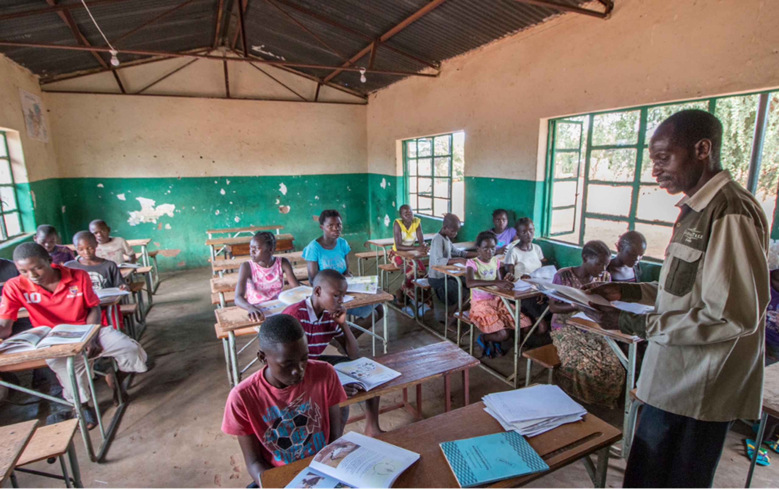 GreenMax team leading community focus group in Zambia