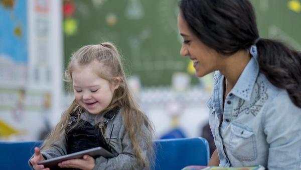 Lighting Matters: The Top 7 Ways Lighting in a Classroom Can Affect Teachers