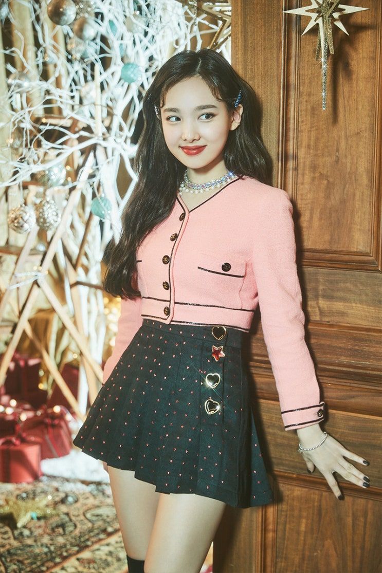 나연 & 태연, 화이트데이에 사탕 주고 싶은 여자아이돌 1위!