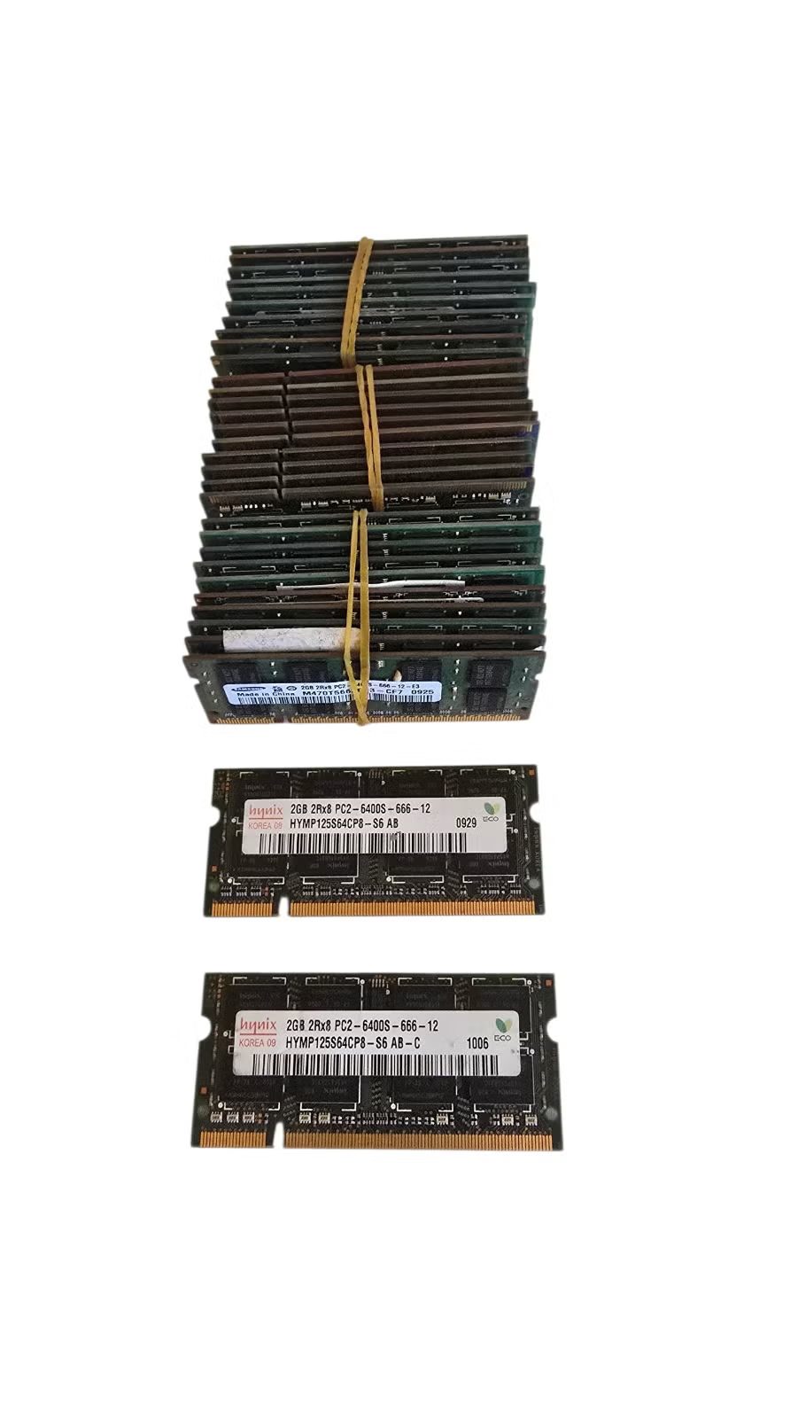 DDR2 SODIMM 2 Gt muisteja (Samsung, Hynix)