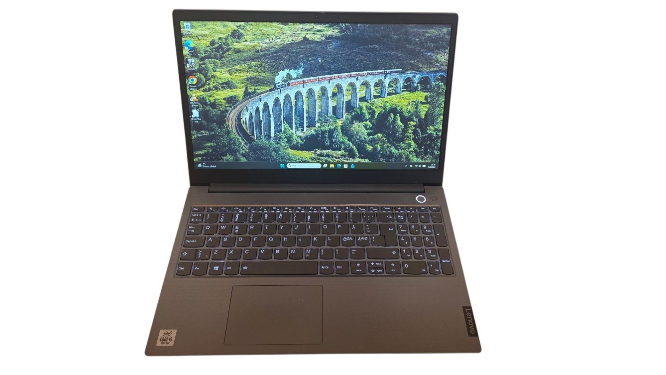 Lenovo ThinkBook 15 | i5-10210u | 8GB | 256GB | 15,6″ FHD IPS | Takuu | kone 1