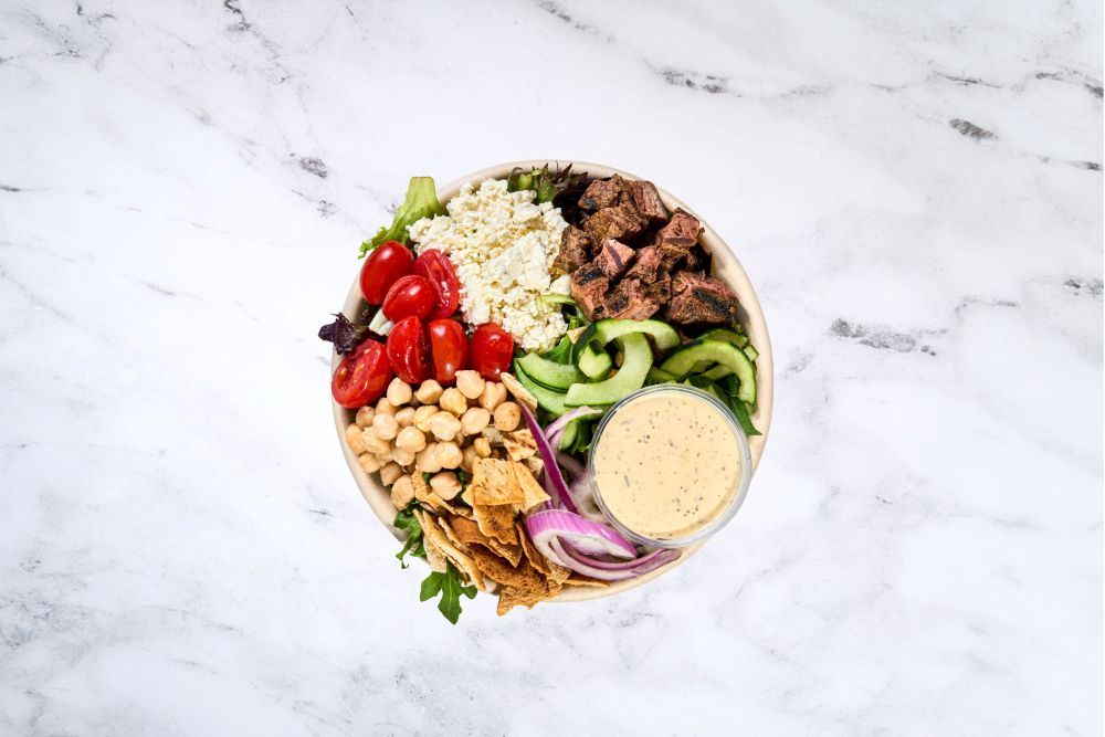 How to Build a Nutritious, Filling Salad Without Sacrificing Taste