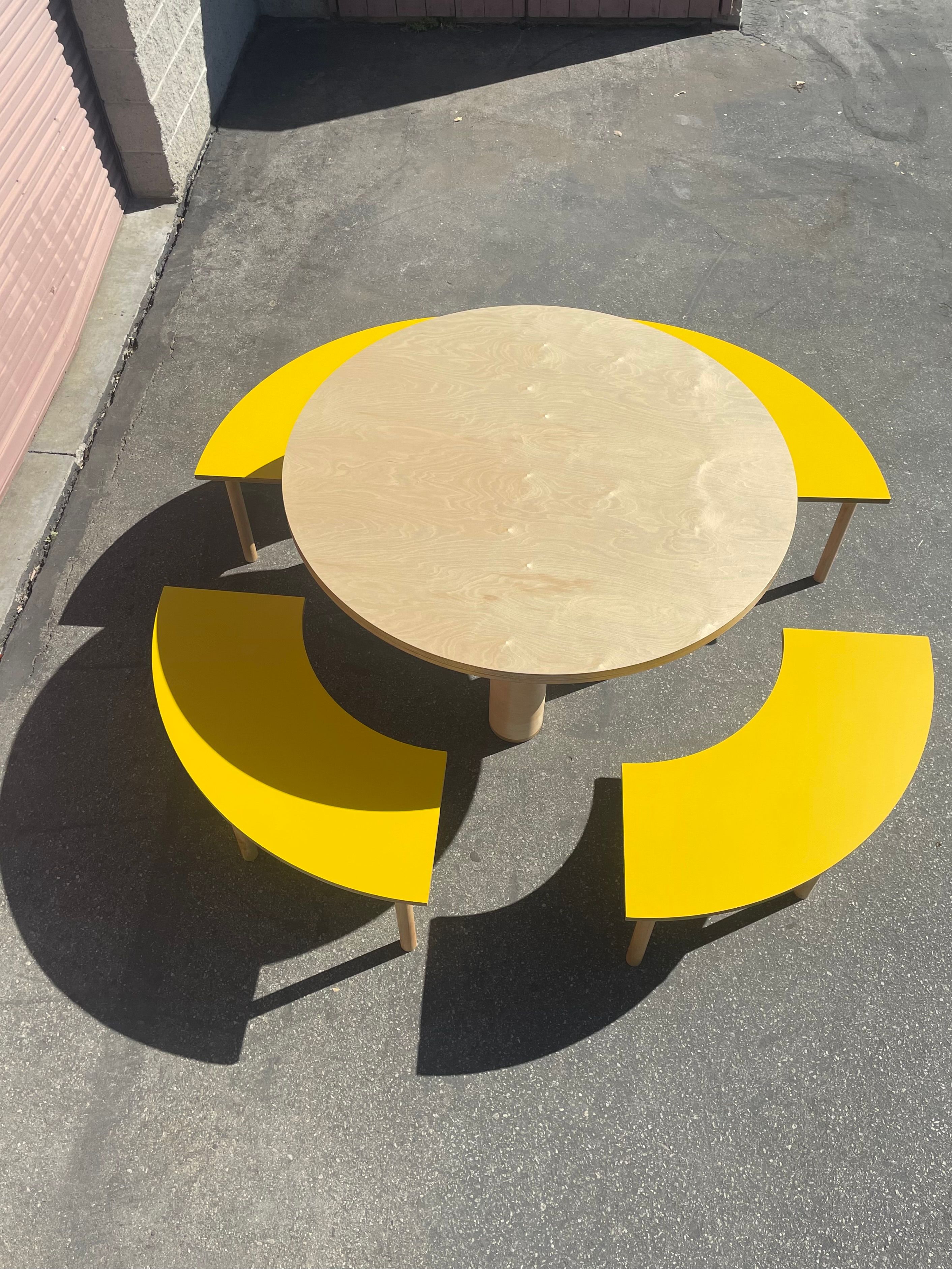  Circle Table + Bench Set II product image 3