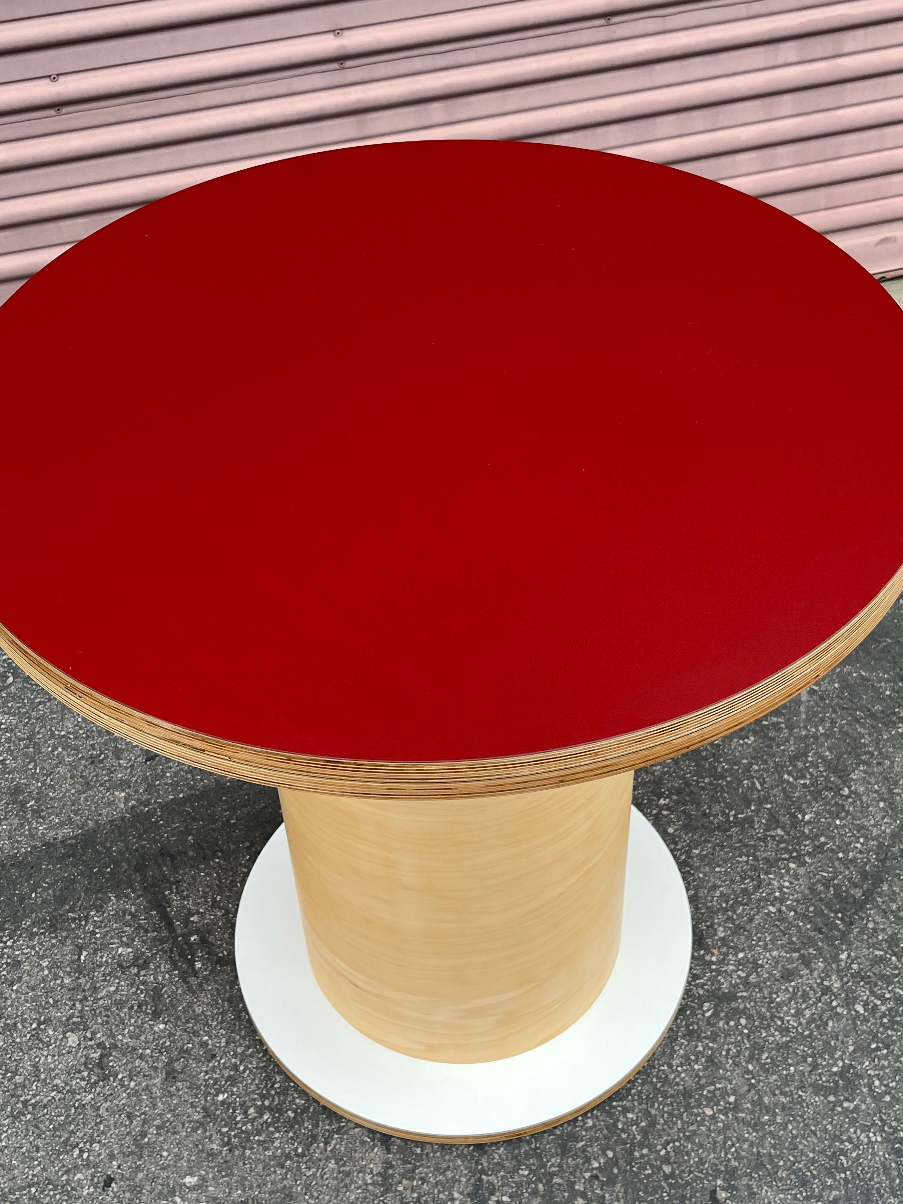  Round Pedestal Table product image 3