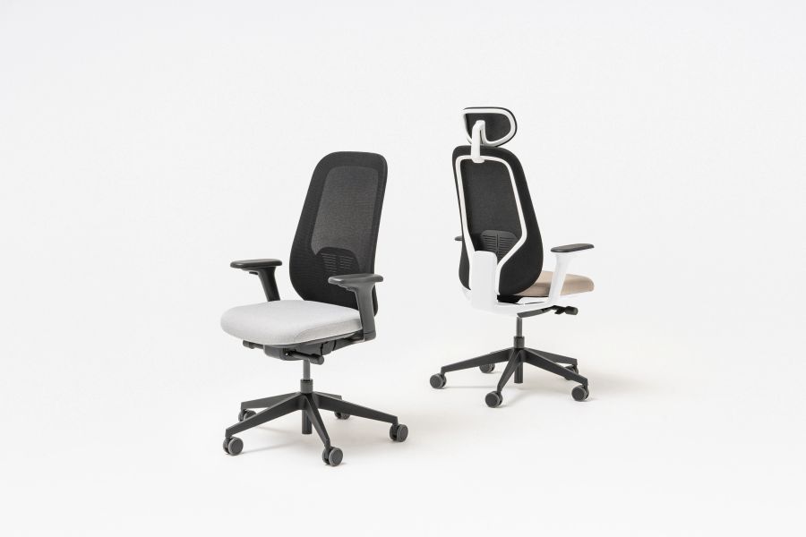 Ergonomické kancelárske stoličky Iris s opierkami rúk a sieťovaným operadlom na pohodlné celodenné sedenie