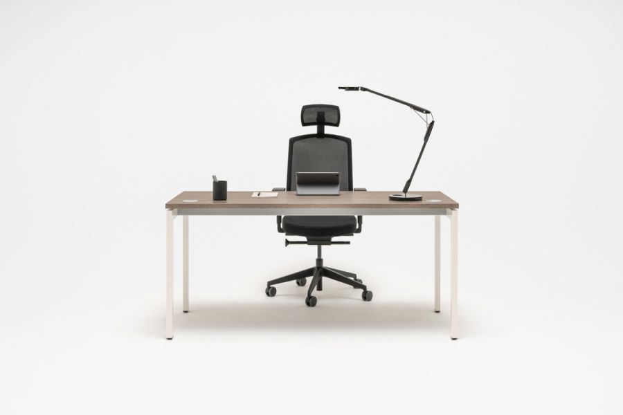 Ogi U – minimalistický kancelársky stôl – obrázok 5