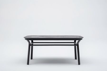 Grace – elegantný stolík pre sofistikované priestory
