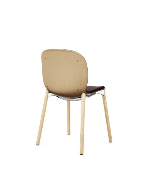 Noor Wooden legs – nadčasová stolička pre galérie aj kaviarne – obrázok 5