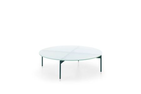 Chic Tables CR40 – kolekcia ľahkých stolov na široké použitie