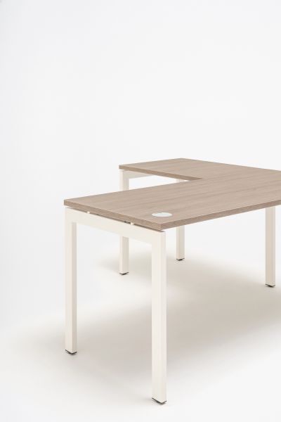 Ogi U – minimalistický kancelársky stôl – obrázok 7