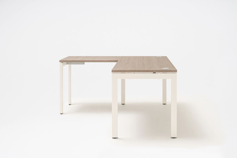 Ogi U – minimalistický kancelársky stôl – obrázok 6