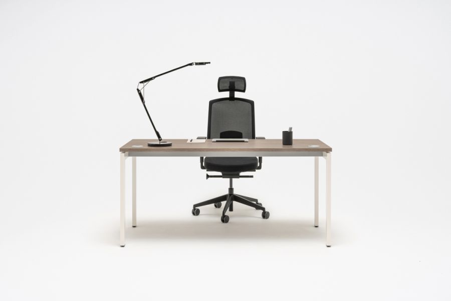 Ogi U – minimalistický kancelársky stôl – obrázok 3