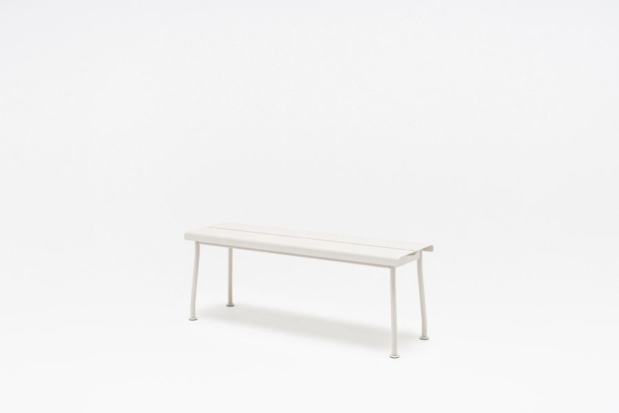 Flaner – minimalistická outdoorová lavica – obrázok 6