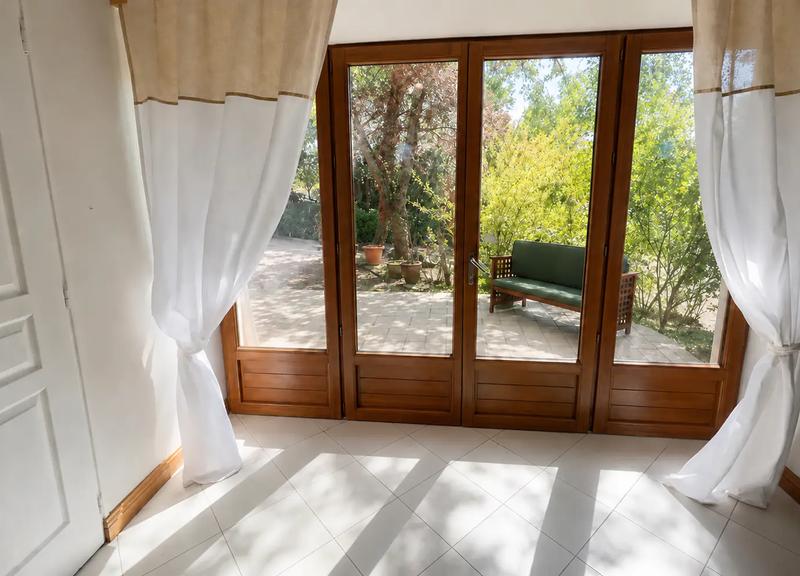 A Garden View to Unwind