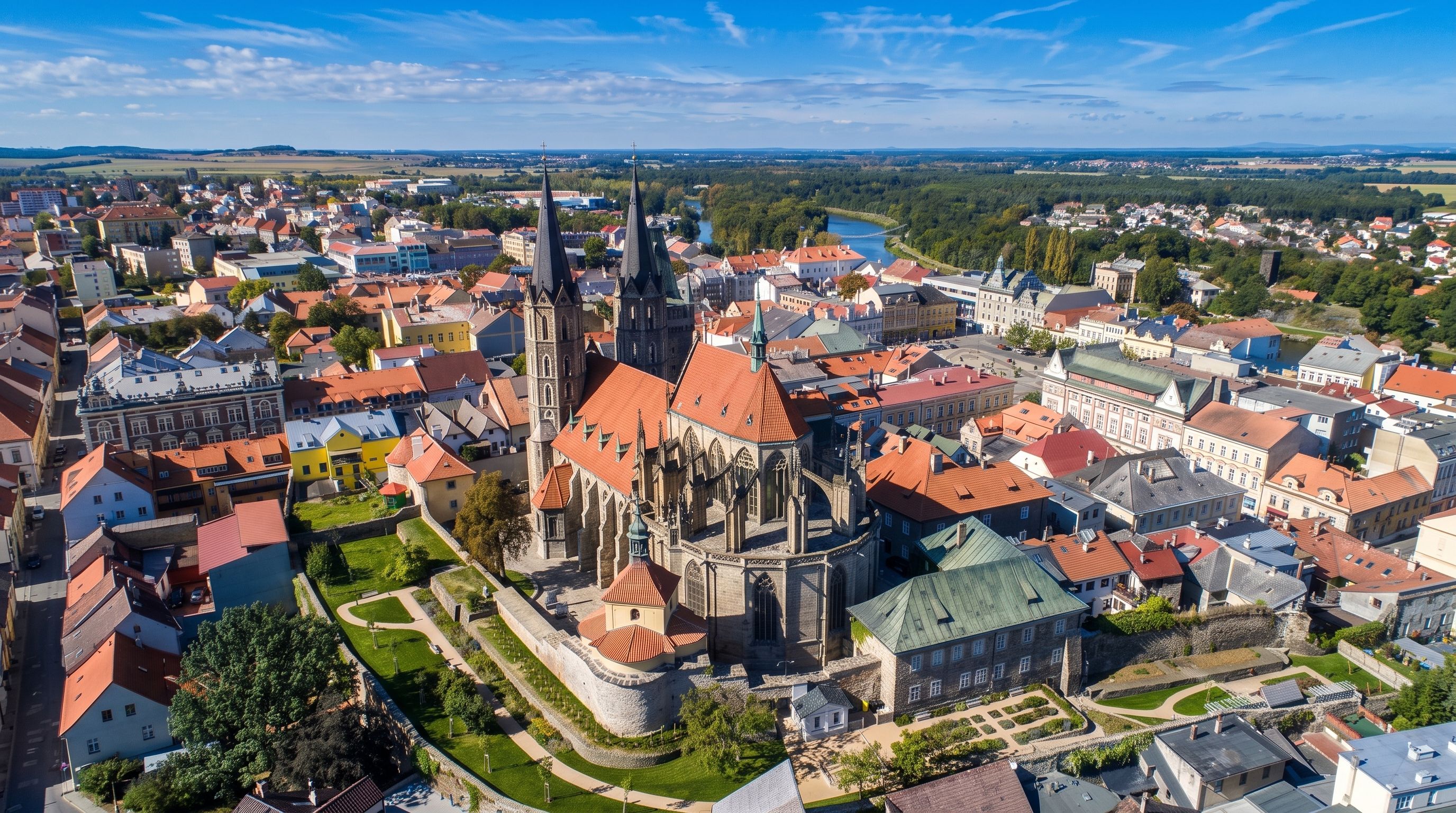 Pronájem bytu v Kolíně v roce 2026: nájemné podle dispozice, typu domu a části města a co musí majitel zařídit