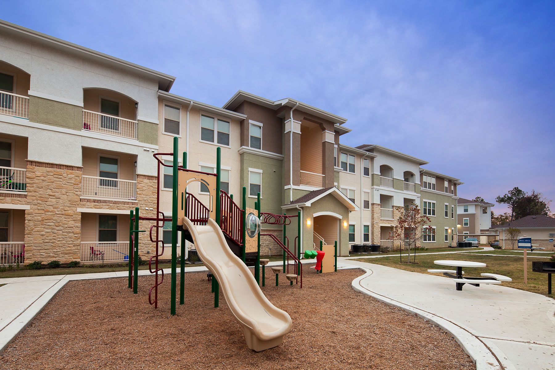 Azure Pointe 4 of 11